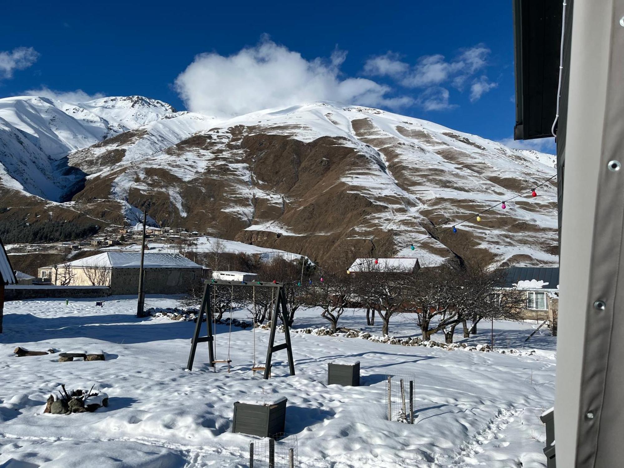 Cottage Kazbegi Sioni Екстериор снимка