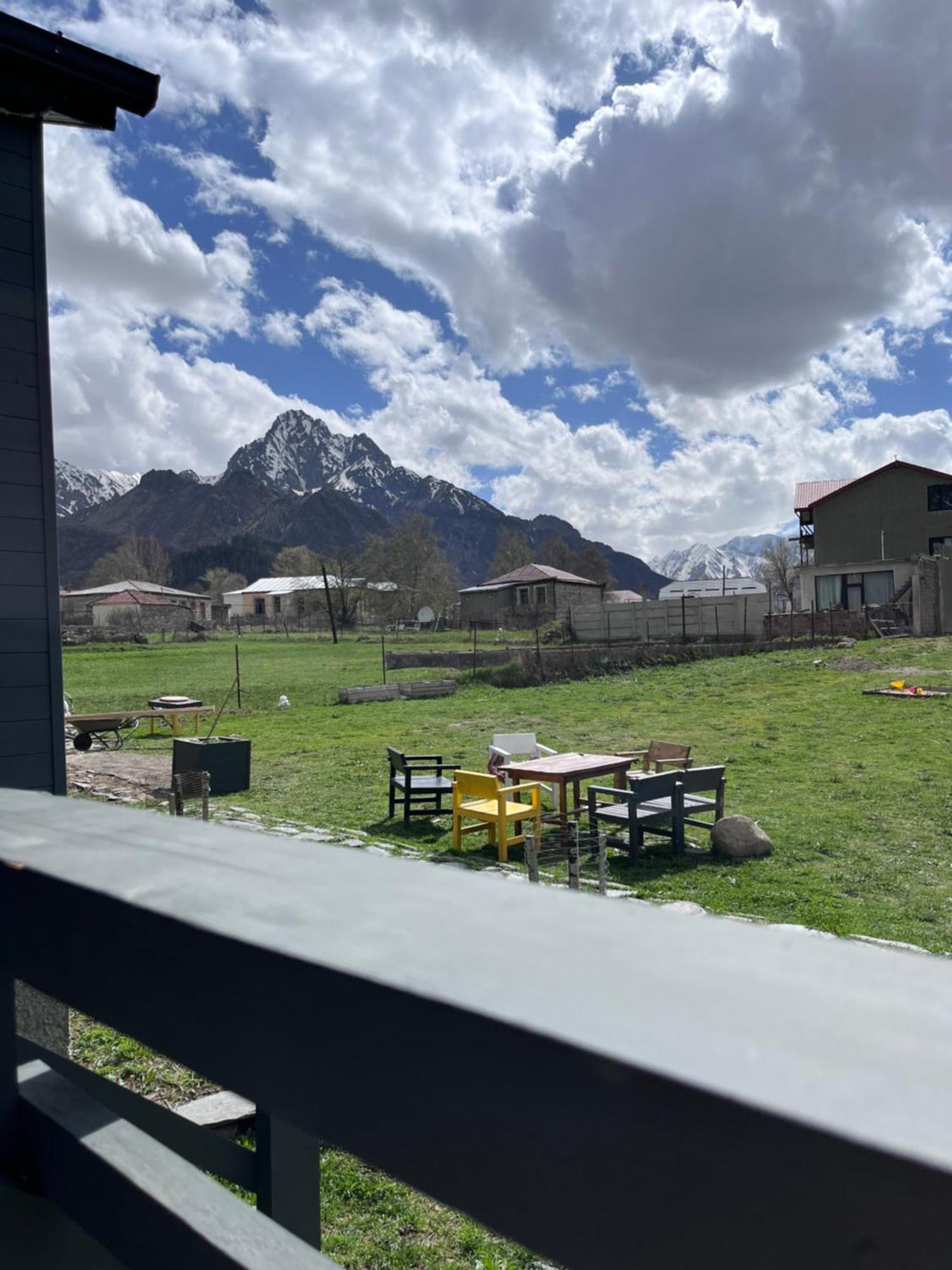 Cottage Kazbegi Sioni Екстериор снимка